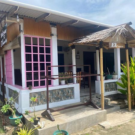 El Homestay Bunaken Exterior photo